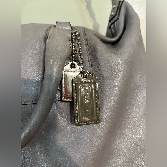 Coach Gray Leather VYG Y2K Shoulder Bag D0982-12949 - Picture 5 of 15